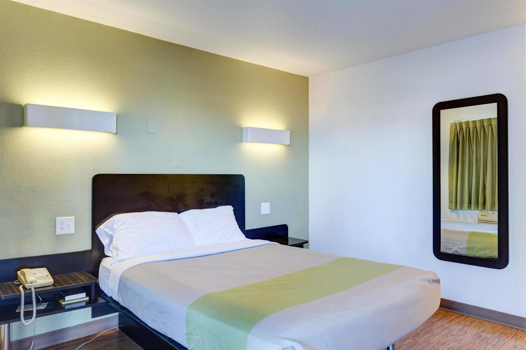 Americas Best Value Inn Bowling Green Exteriér fotografie