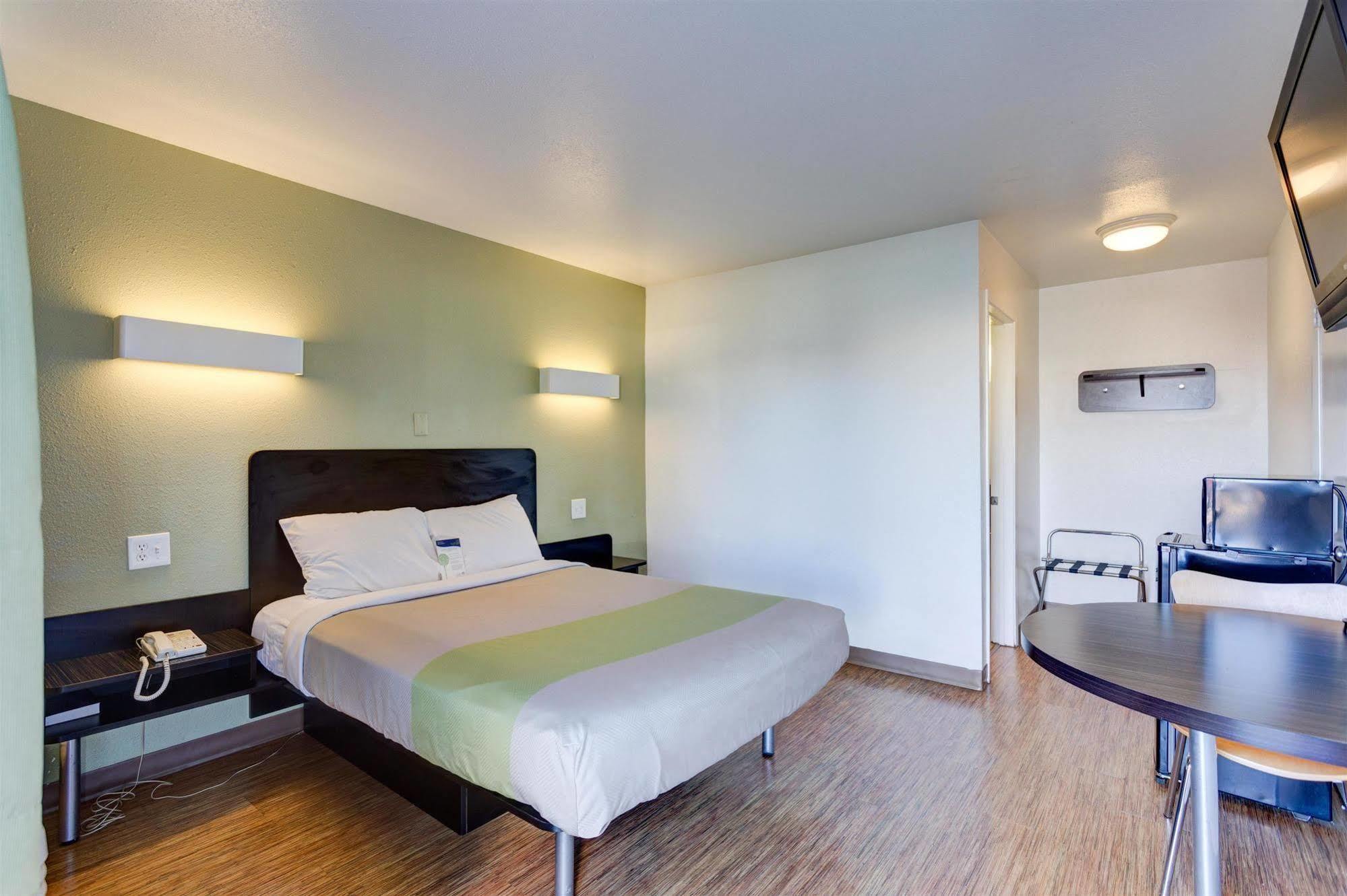 Americas Best Value Inn Bowling Green Exteriér fotografie