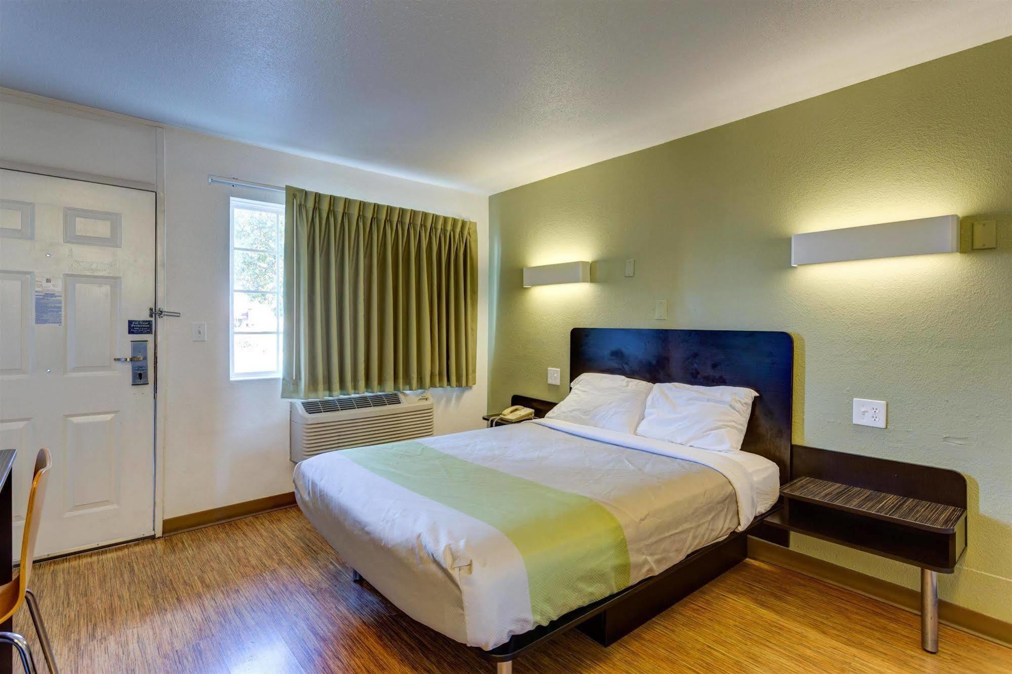 Americas Best Value Inn Bowling Green Exteriér fotografie